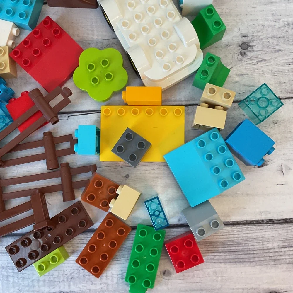 Lego Duplo Random Assortment Lot Of 70+‎ Pieces Bricks Blocks Assorted Colors B